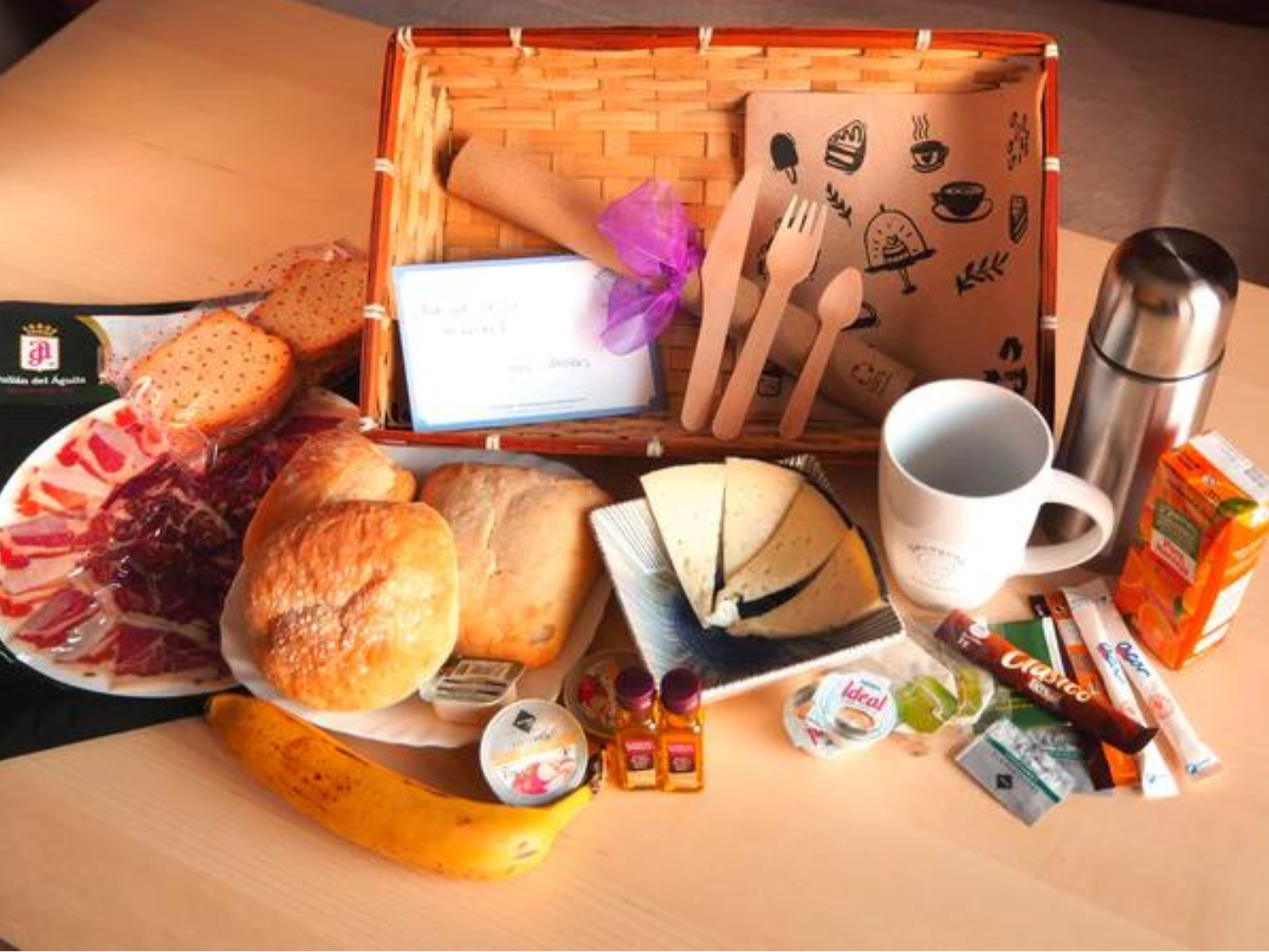 cestas desayunos meriendas brunch regalos domicilio 